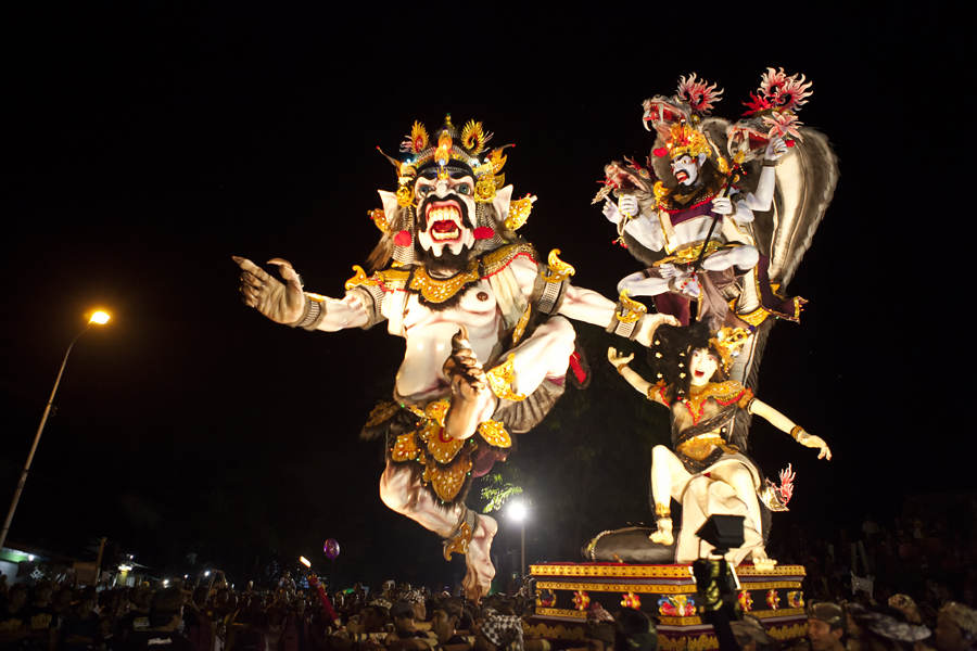 روز خاموشی بالی nyepi